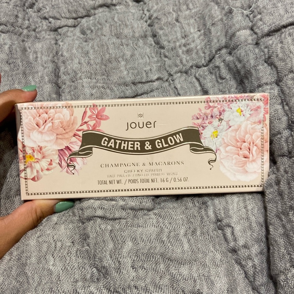 Jouer Gather & Glow face palette